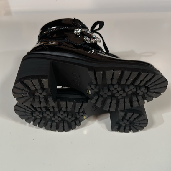 Gianni Bini Ankle Boots - Picture 6 of 11